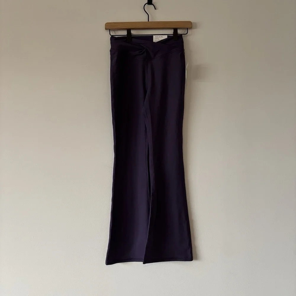 Old Navy Active Powersoft Flare Leggings Girls Large (10-12) Purple Sporty NWT
